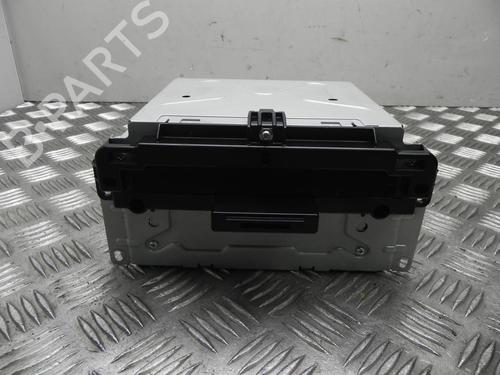 radio-maserati-ghibli-iii-m157-2013-37543402 main image
