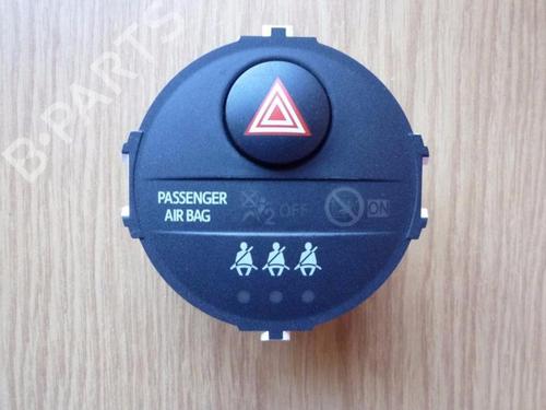Used Warning switch TOYOTA YARIS (_P13_) 1.3 (NSP130_, NSP130) (95 hp) 28937718