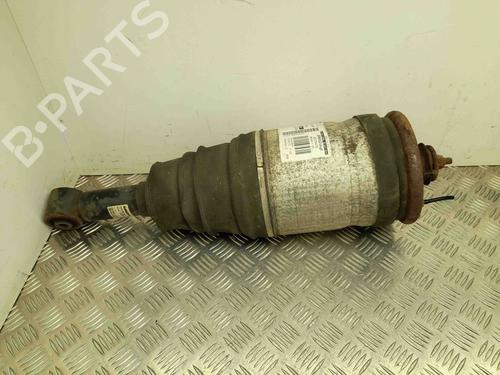 Right rear shock absorber LAND ROVER DISCOVERY IV (L319) 3.0 TD 4x4 | BP28915625M19