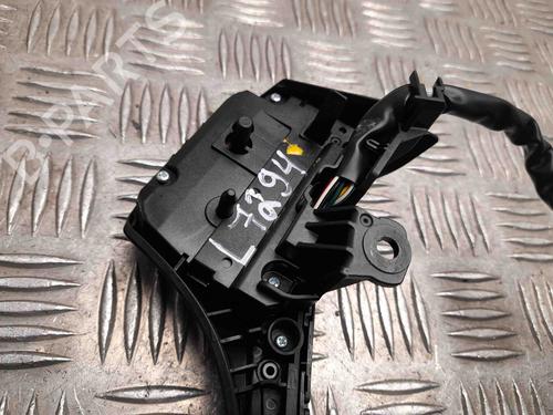 Steering wheel controls TOYOTA AURIS Estate (_E18_) 1.8 Hybrid (ZWE186_, ZWE186R, ZWE186H) | BP28917918E15 