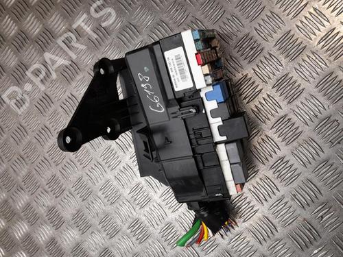 Used Fuse box Fuse box 37548397 37548397