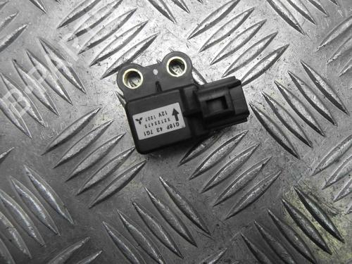 Used Electronic sensor MAZDA 323 F VI Hatchback (BJ) 1.6 (BJ10M) (98 hp) 28932650