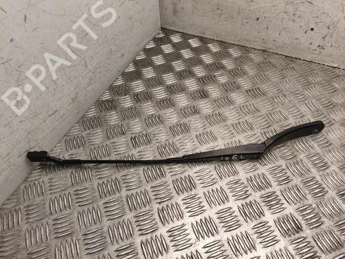Used Front windshield wiper arm Front windshield wiper arm 39418815 39418815