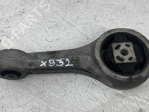 Used Engine mount VW GOLF VII Variant (BA5, BV5) 1.0 TSI (110 hp) 28924783