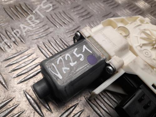 Electronic module TESLA MODEL Y (5YJY) Long Range All-wheel Drive | BP37566995M83 - Image 3