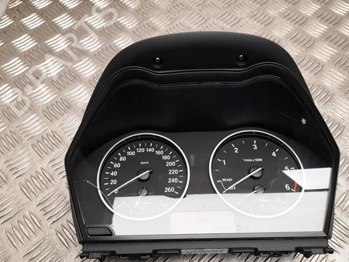 Used Instrument cluster BMW 2 Active Tourer (F45) 218 d (150 hp) 28940348