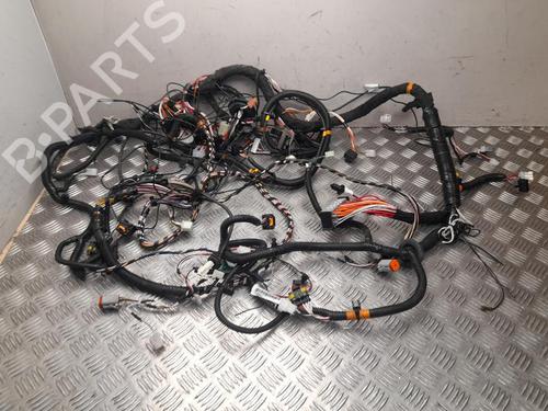 Used Wiring harness Wiring harness 37568873 37568873