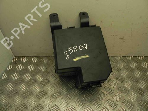 Used Fuse box KIA SORENTO II (XM) 2.2 CRDi 4WD (197 hp) 28921532