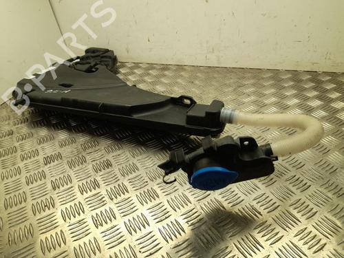 Used Windscreen washer tank Windscreen washer tank 38005574 38005574