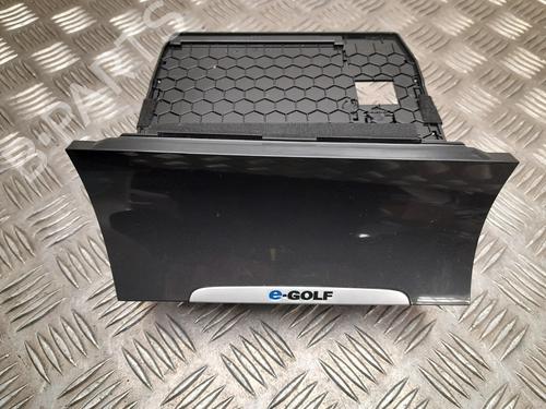 Used Ashtray Ashtray VW GOLF VII (5G1, BQ1, BE1, BE2) e-Golf (136 hp) 28912740 28912740