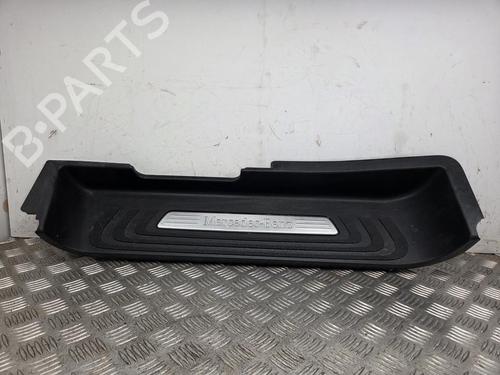 Trinbræt Trinbræt MERCEDES-BENZ VITO Tourer (W447) 119 CDI / 119 BlueTEC (447.701, 447.703, 447.705) (190 hp) 37612072 37612072