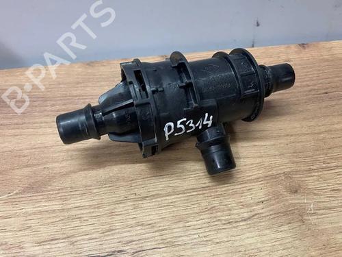 Used Thermostat housing RENAULT AUSTRAL E-TECH 200 Hybrid (HGM2) (199 hp) 31133807