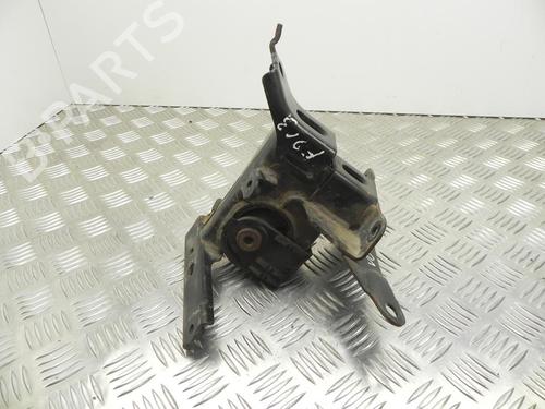 Used Engine mount Engine mount 37546645 37546645