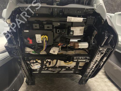 Seats set POLESTAR POLESTAR 4 EV All-wheel Drive | BP37571617C78 - Image 4