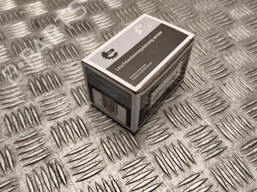 Electronic sensor AUDI A6 C7 Avant (4G5, 4GD) 3.0 TDI quattro | BP38158699M84 - Image 4