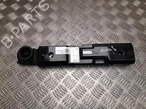 electronic-module-tesla-model-3-5yj3-2017-37570378 main image