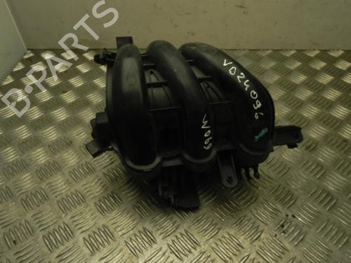 Used Intake manifold TOYOTA AYGO (_B4_) 1.0 (KGB40) (69 hp) 28913359