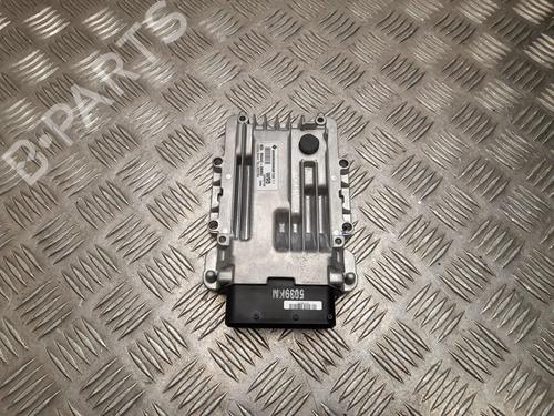 Used Engine control unit (ECU) KIA SPORTAGE III (SL) 2.0 CRDi AWD (136 hp) 28925492