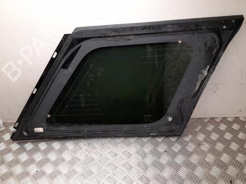Rear left quarter glass LAND ROVER RANGE ROVER IV (L405) 4.4 SDV8 4x4 | BP28933537C93 