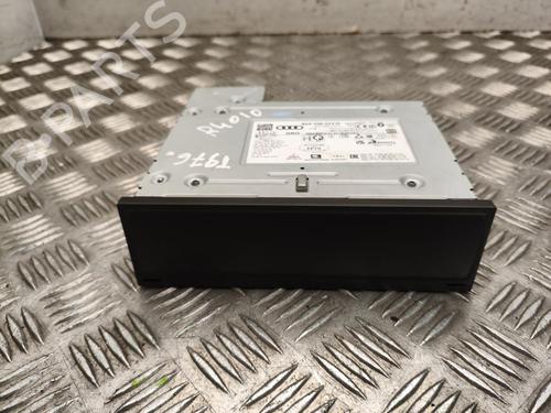 Used Radio Radio DACIA DUSTER (HM_) 1.3 TCe 150 (HMM3) (150 hp) 39967597 39967597