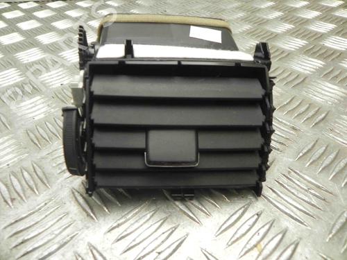 Used Air vent TOYOTA AVENSIS Estate (_T27_) 2.0 D-4D (ADT270_, ADT270R) (126 hp) 28922459
