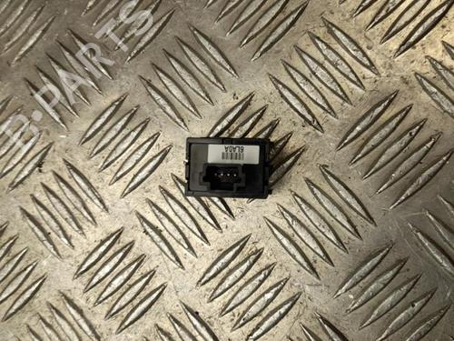 Switch NISSAN JUKE (F16_) 1.6 Hybrid | BP37547889I30 - Image 2