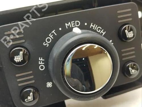 Switch ROLLS-ROYCE GHOST I (RR4) V12 | BP28921895I30