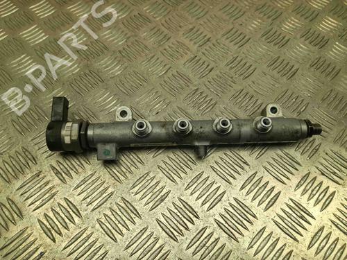 Used Injection rail VW TOUAREG (7P5, 7P6) 4.2 V8 TDI (340 hp) 28944663