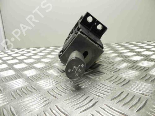 Used Gear lever TOYOTA PRIUS Liftback (_W2_) 1.5 Hybrid (NHW20_, NHW20R) (112 hp) 28927185