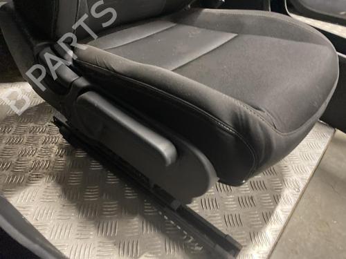 Sæde sæt HYUNDAI KONA (SX2) 1.0 T-GDi Hybrid 48V | BP37571691C78 - Image 4