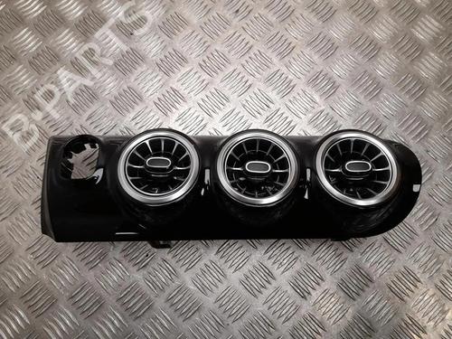 Used Air vent Air vent MERCEDES-BENZ CLA (C118) CLA 250 e (118.386) (218 hp) 28920083 28920083
