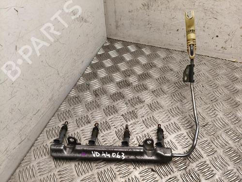 Used Injection rail Injection rail 39115017 39115017