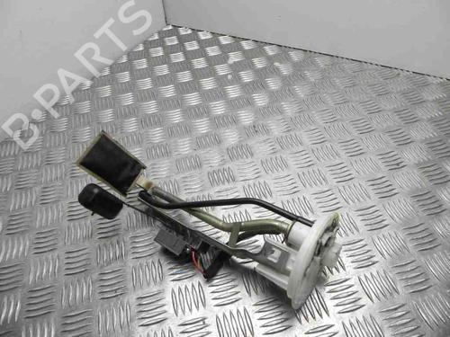 Used Fuel pump Fuel pump TOYOTA YARIS (_P13_) 1.3 (NSP130_, NSP130) (95 hp) 28940325 28940325