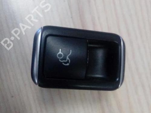 switch-mercedes-benz-e-class-w212-2009-2010-2011-2012-2013-2014-2015-2016-37561099 main image