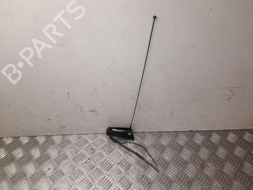 Antenne/Base Antenne/Base MERCEDES-BENZ HECKFLOSSE (W110) 200 (110.010) (83 hp) 37558286 37558286