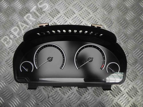Used Instrument cluster BMW 5 (F10) 530 i (272 hp) 28944859