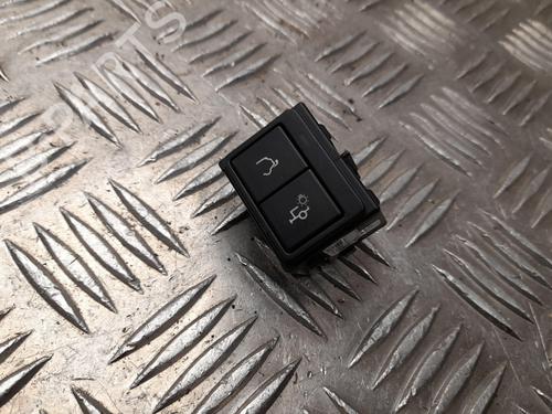 Used Switch LAND ROVER DISCOVERY SPORT (L550) 2.0 D 4x4 (150 hp) 28918036