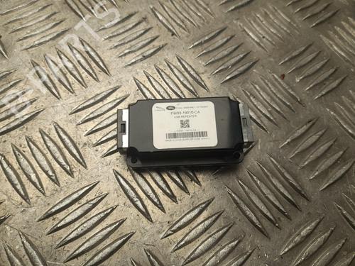 Elektronisk modul JAGUAR XF II (X260) 3.0 D (300 hp) 28915824
