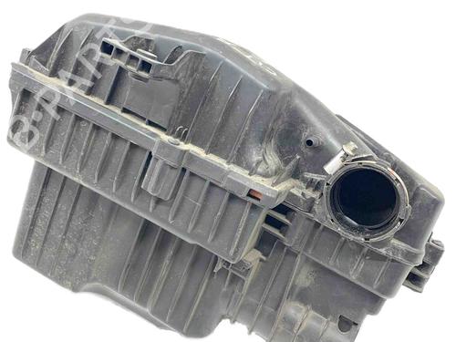 Used Air filter box CITROËN C3 III (SX) 1.2 THP 110 (SXHNPS, SXHNZT, SXHNZ6) (110 hp) 28942977