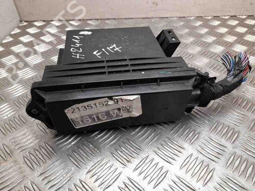 Used Fuse box TESLA MODEL X (5YJX) P90D AWD (772 hp) 28935915