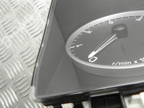 Instrument cluster LAND ROVER DISCOVERY IV (L319) 3.0 TD 4x4 | BP28933500C47 