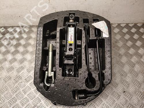 Reservehjul kit Reservehjul kit JEEP GRAND CHEROKEE IV (WK, WK2) 3.0 CRD V6 4x4 (241 hp) 37612565 37612565