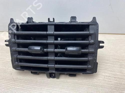 Rejilla aireadora VW GOLF VIII (CD1, DA1) 1.5 eTSI (150 hp) 32664024