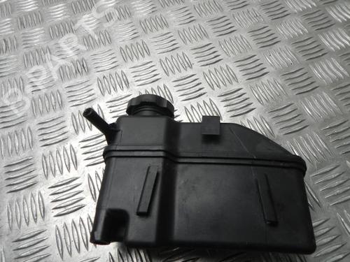 Used Power steering reservoir VOLVO V70 II (285) D5 AWD (163 hp) 28916937