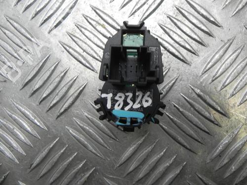 Switch BMW 5 (G30, F90) 530 e Plug-in Hybrid | BP37541488I30 - Image 2