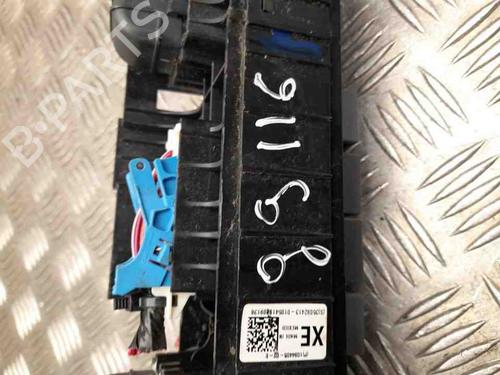 Fuse box TESLA MODEL X (5YJX) P90D AWD | BP28943272E1