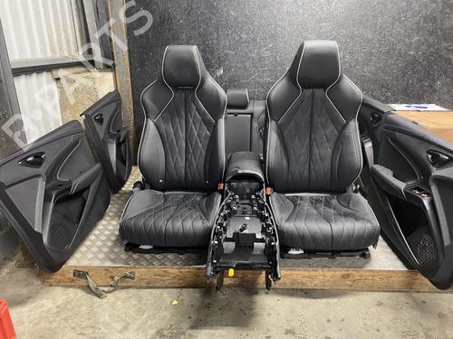 Used Seats set Seats set BYD SEAL EV AWD (530 hp) 40616094 40616094