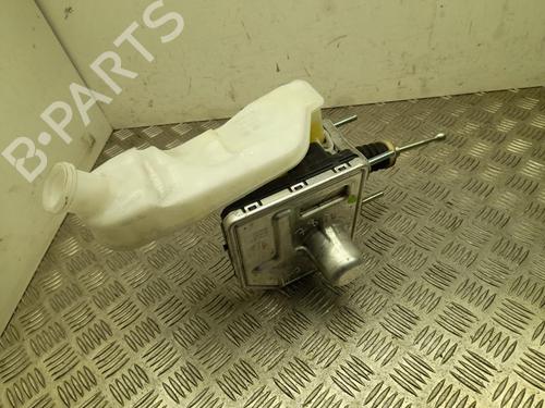 Brake master cylinder MG MG 4 (EH32) EV | BP37565085M77 - Image 2