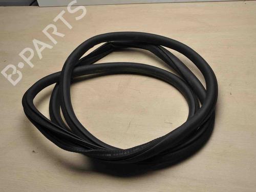 Gummiliste MERCEDES-BENZ EQA (H243) EQA 250+ (243.702) (190 hp) 28912411