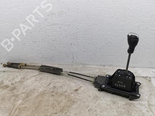 Used Gear lever RENAULT CAPTUR I (J5_, H5_) 0.9 TCe 90 (90 hp) 28933258